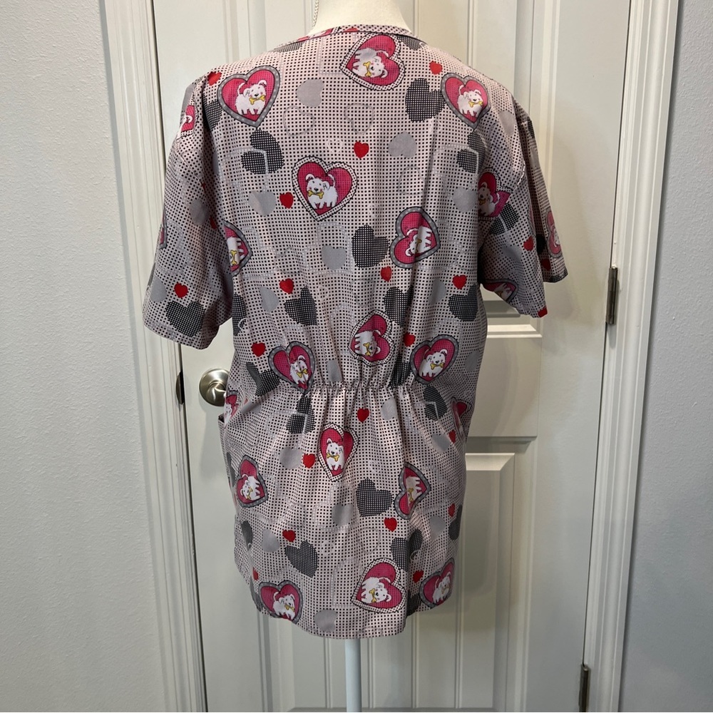 Delta Scrub Top Veterinary Dogs Hearts Dots Pockets Large - Picture 3 of 9